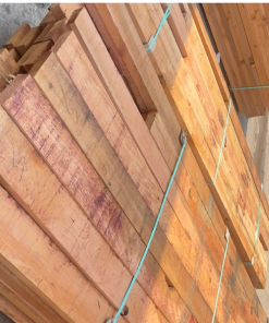 Gỗ tuyết tùng canada
